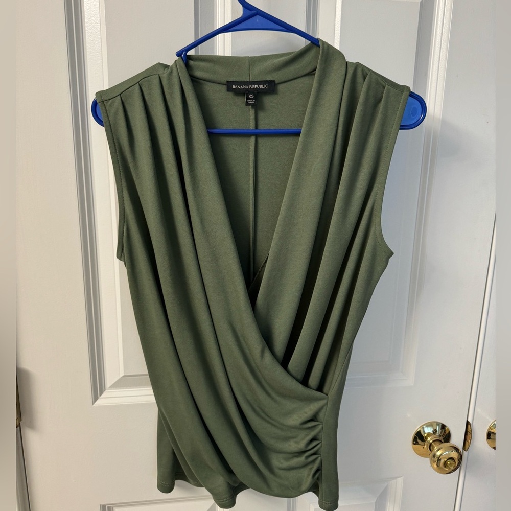 Banana Republic top